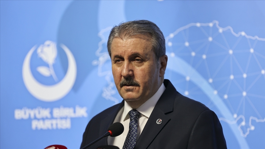 BBP Genel Başkanı Destici, basın toplantısı düzenledi