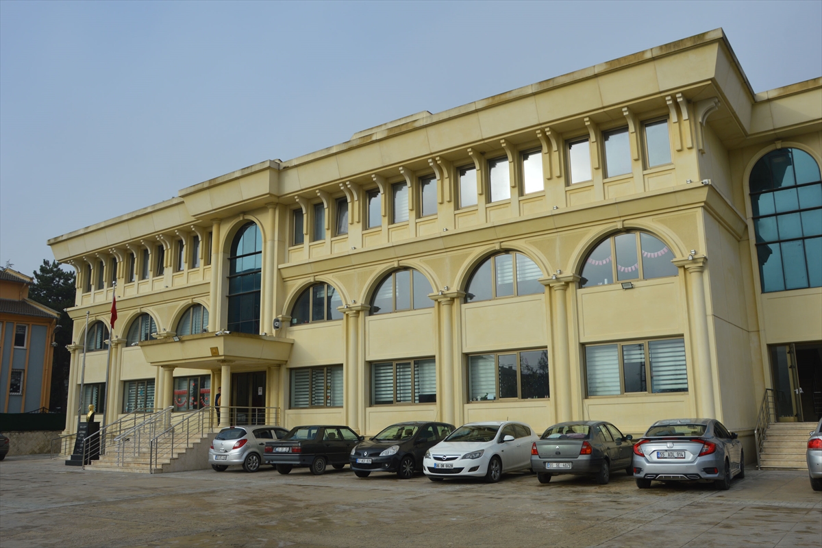 Samsun'da hayırseverin yaptırdığı okul özel öğrencileri hayata hazırlıyor