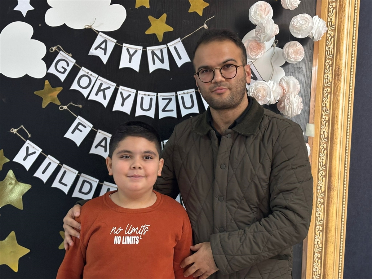 Çorum'da 8 yaşındaki otizmli Mehmet Emin yabancı dil becerisiyle dikkati çekiyor