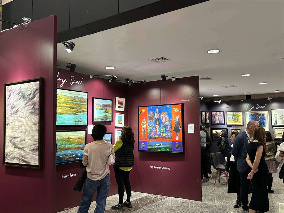 "6. İstanbul Sanat ve Antika Fuarı" başladı