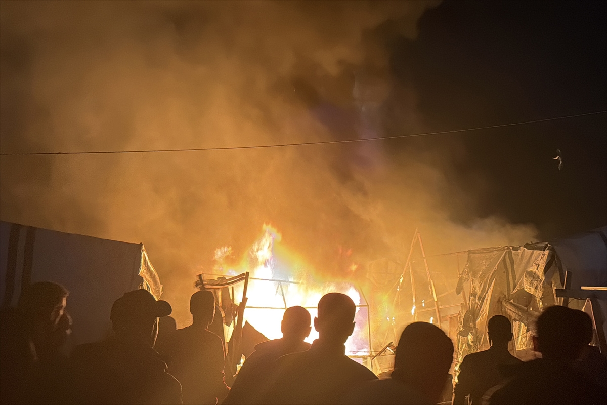 Netanyahu'nun saldırı tehdidinin ardından İsrail ordusu Gazze'de 2'si çocuk 5 Filistinliyi öldürdü