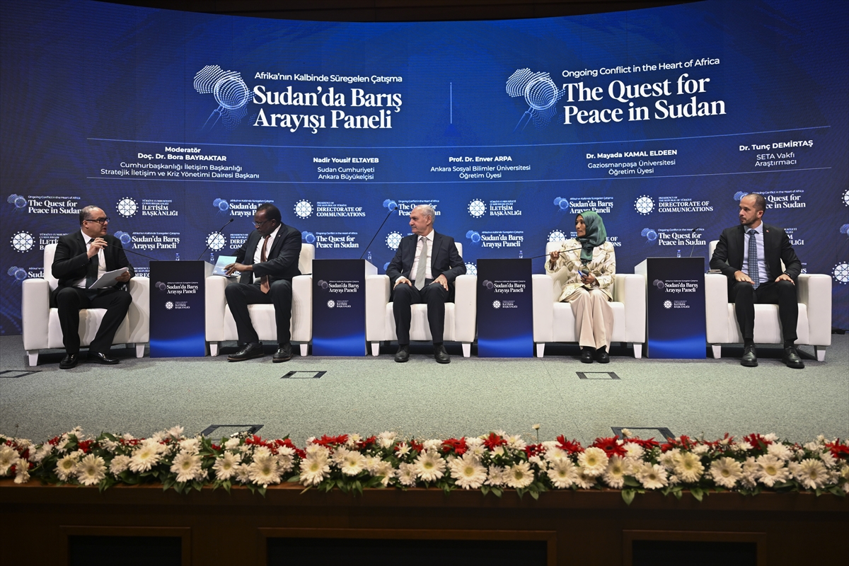 Cumhurbaşkanlığı İletişim Başkanlığında "Sudan'da Barış Arayışı Paneli" düzenlendi