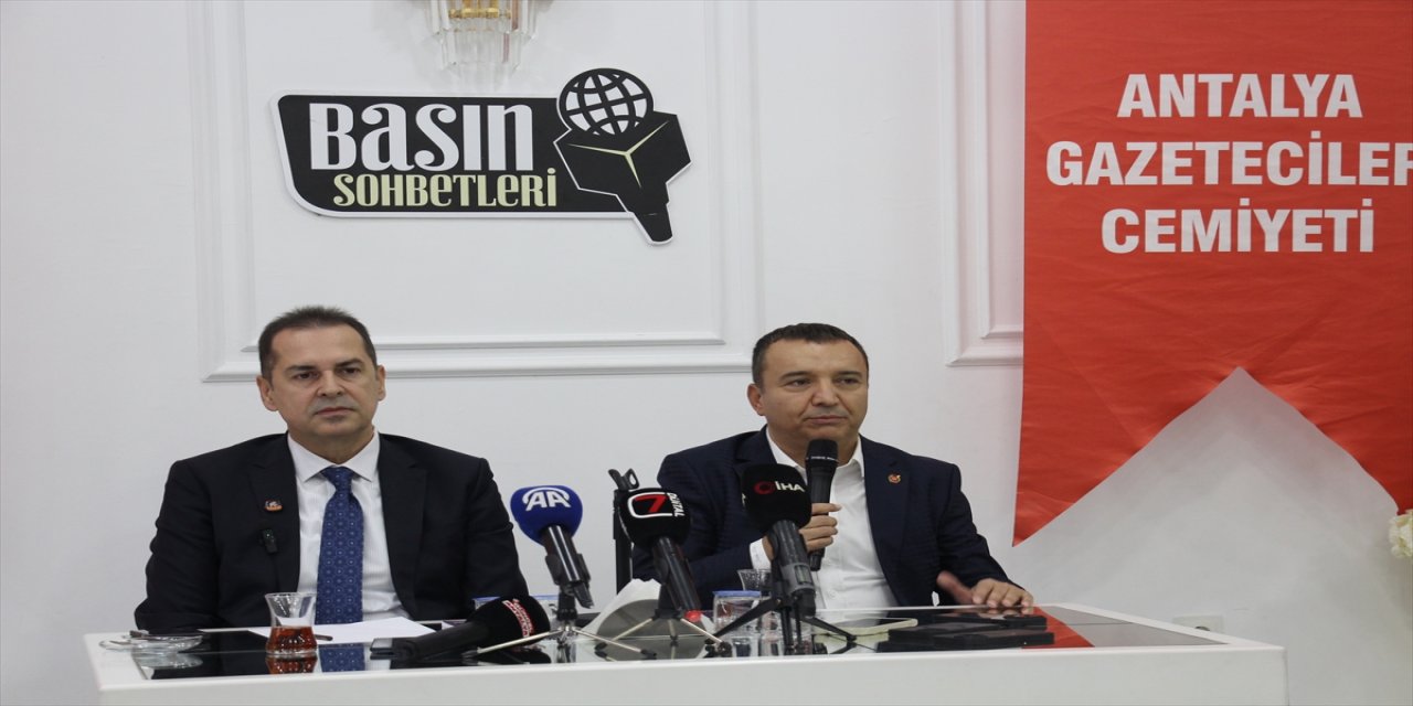 Antalyaspor Başkanı Perçin: “Kulüp içinden bilgi sızması yüzde 80 oranında sürüyor”