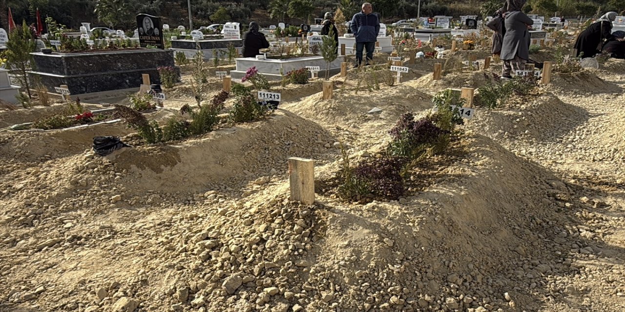 Mersin’de üç kişiyi öldüren zanlı, yakalanmasının ardından tutuklandı