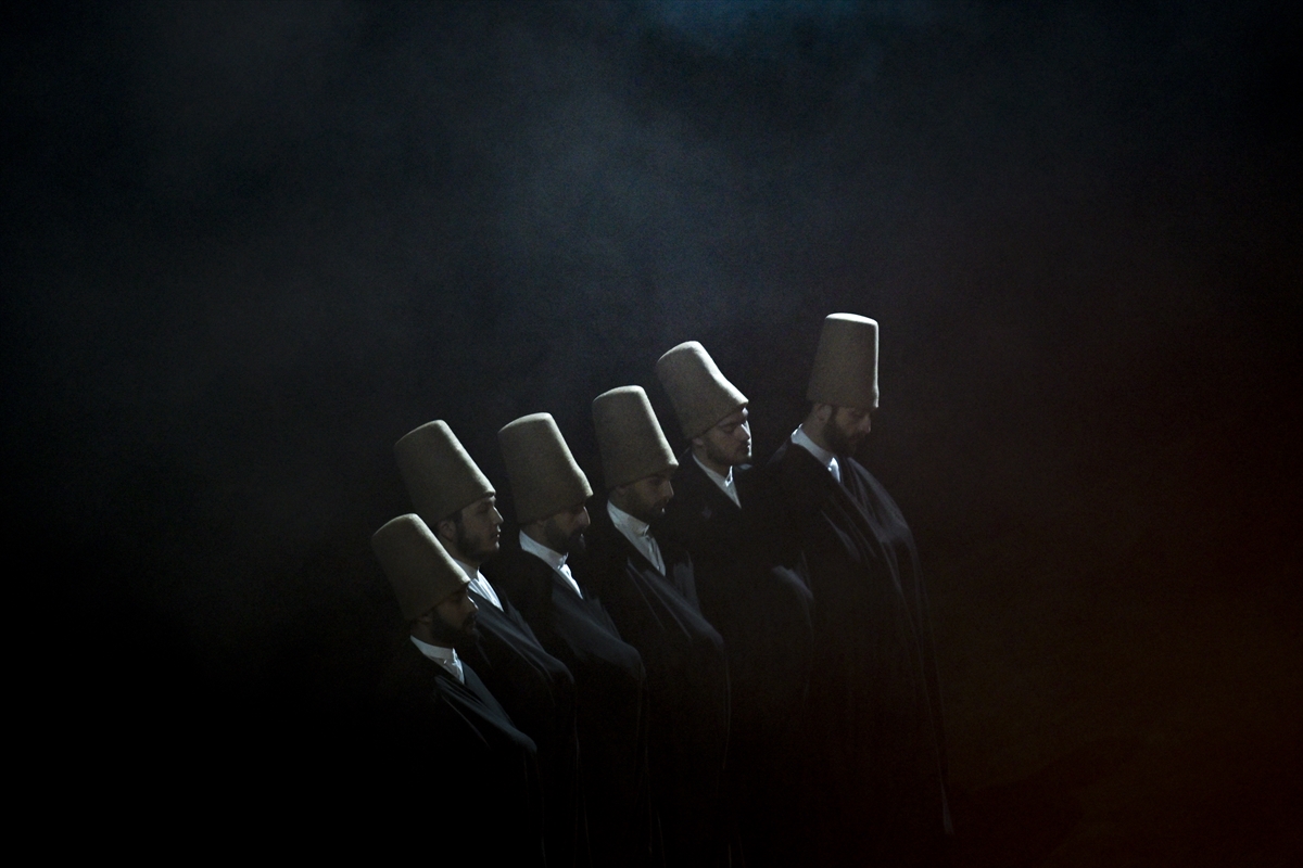 Ankara'da Mevlana Celaleddin-i Rumi'nin 752. Vuslat Yıl Dönümü dolayısıyla Şeb-i Arus töreni yapıldı