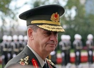 İlker Başbuğ'a memur demenin bedeli !