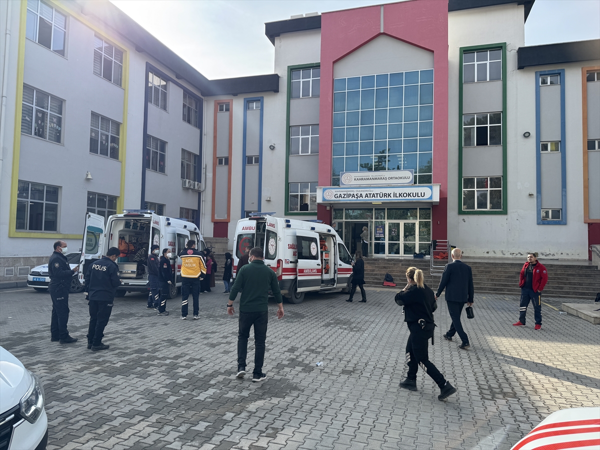 Kahramanmaraş'ta 17 öğrenci "kaynağı belirsiz kokudan" etkilendi