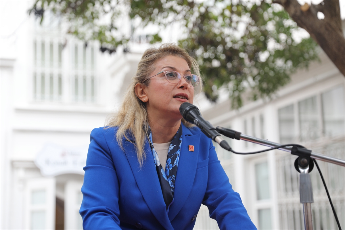 Gerçek demokrasi ancak kadın-erkek eşitliği sağlandığında hayat bulabilir