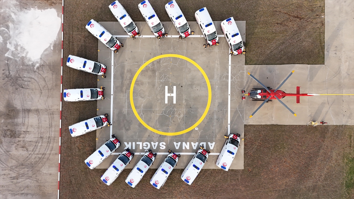 Sağlık Bakanlığınca Adana'ya gönderilen 15 ambulans hizmete alındı