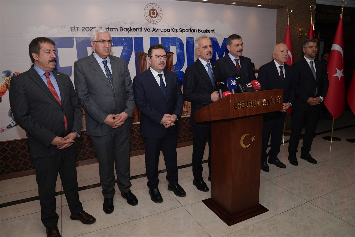 Ulaştırma ve Altyapı Bakanı Uraloğlu, Erzurum'da İl Koordinasyon Toplantısı sonrası konuştu