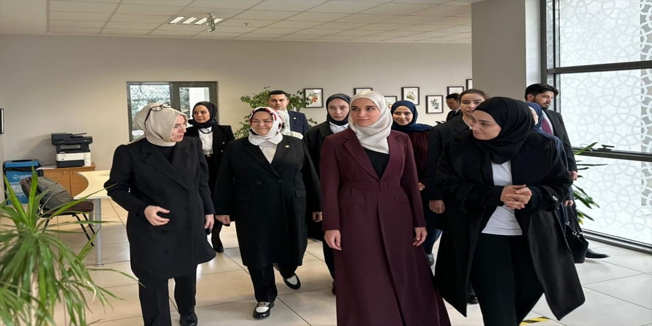 Suriye First Lady’si Latife El Durubi’den Kadıköy Anadolu İmam Hatip Lisesi’ne Ziyaret.