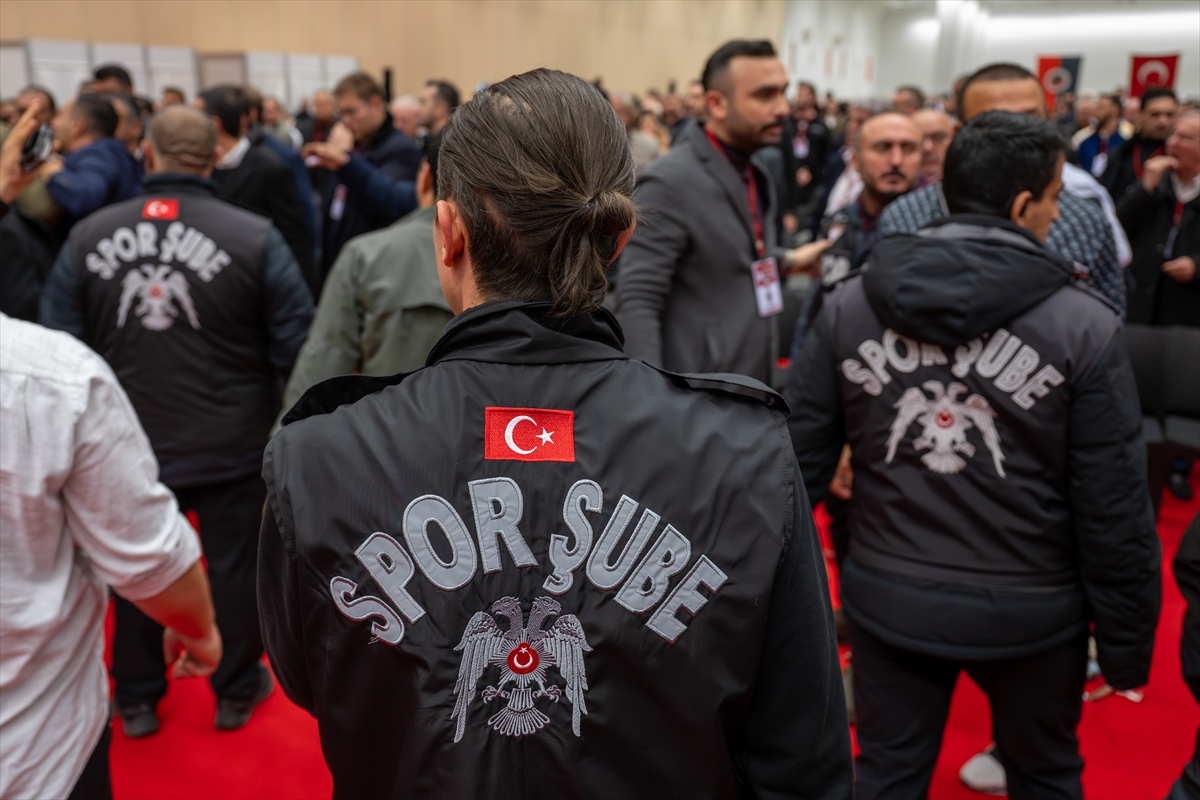 Gençlerbirliği'nin olağanüstü genel kurulunda gerginlik