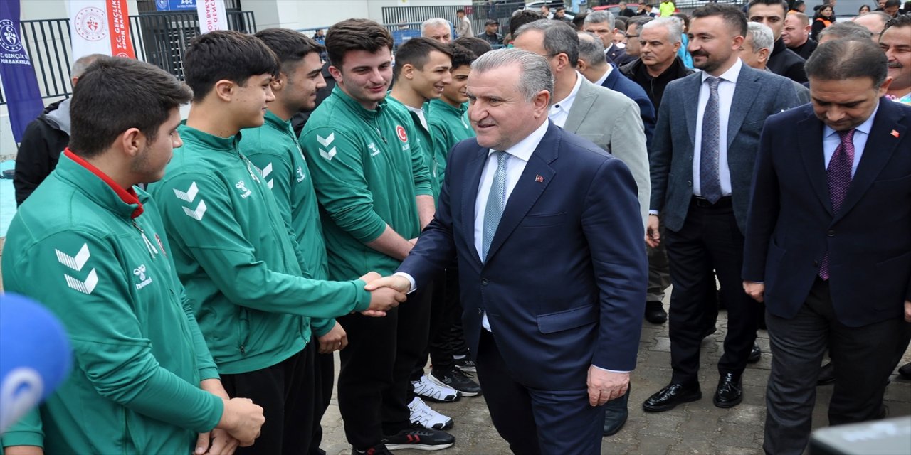 Bakan Bak: A Milli Takım’ın 2026 Dünya Kupası’na katılacağına inanıyoruz