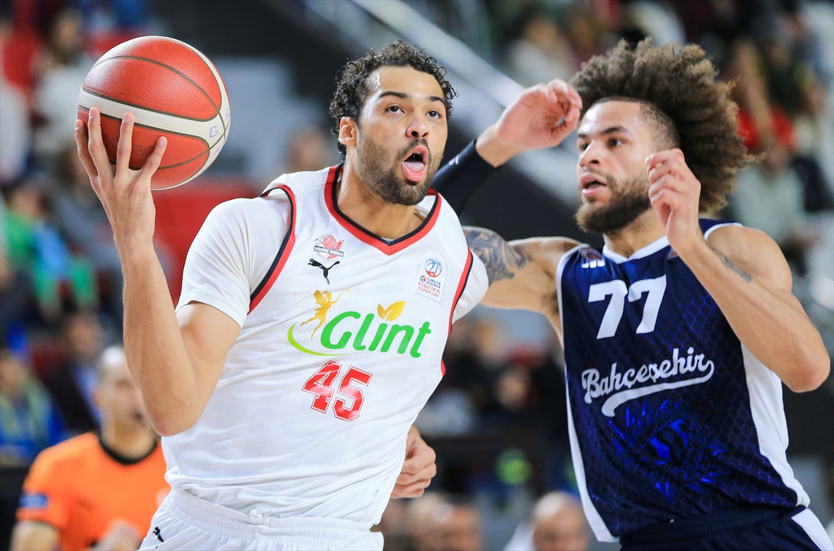 Glint Manisa Basket: 70 - Bahçeşehir Koleji: 77