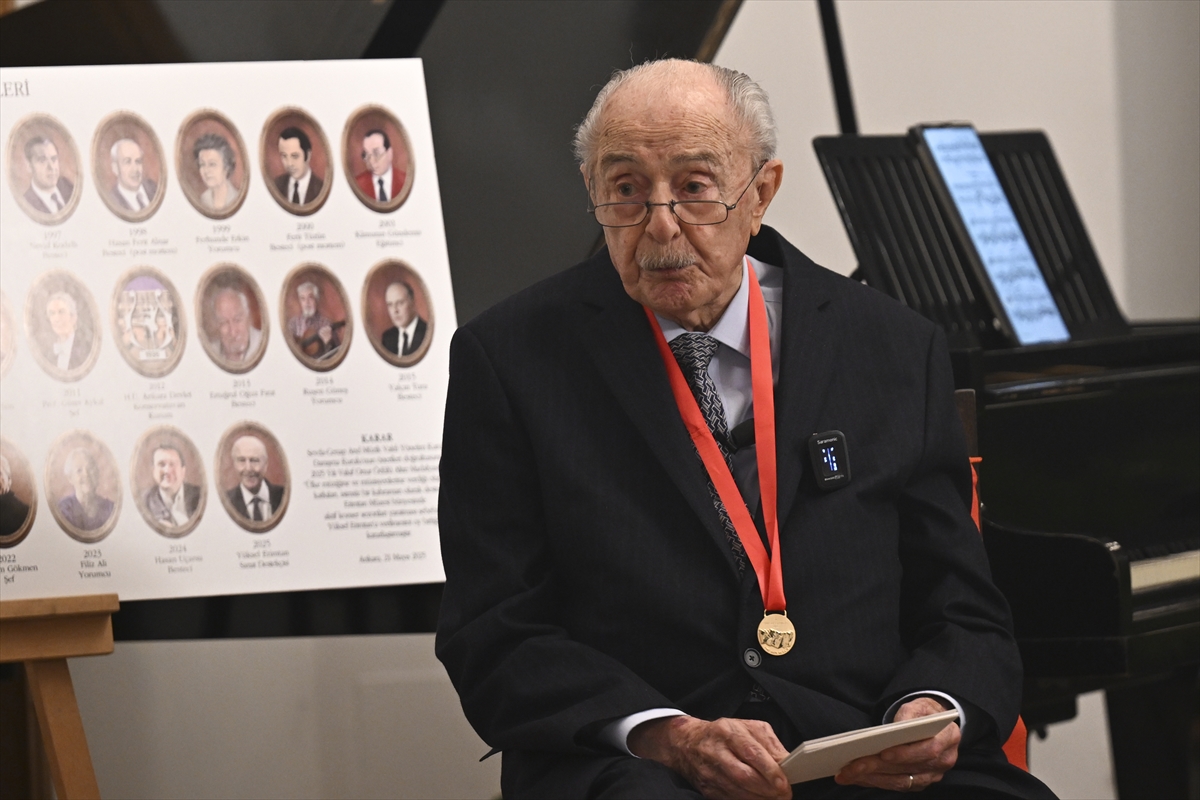 Sevda-Cenap And Müzik Vakfı Onur Ödülü, Yüksel Erimtan'a verildi