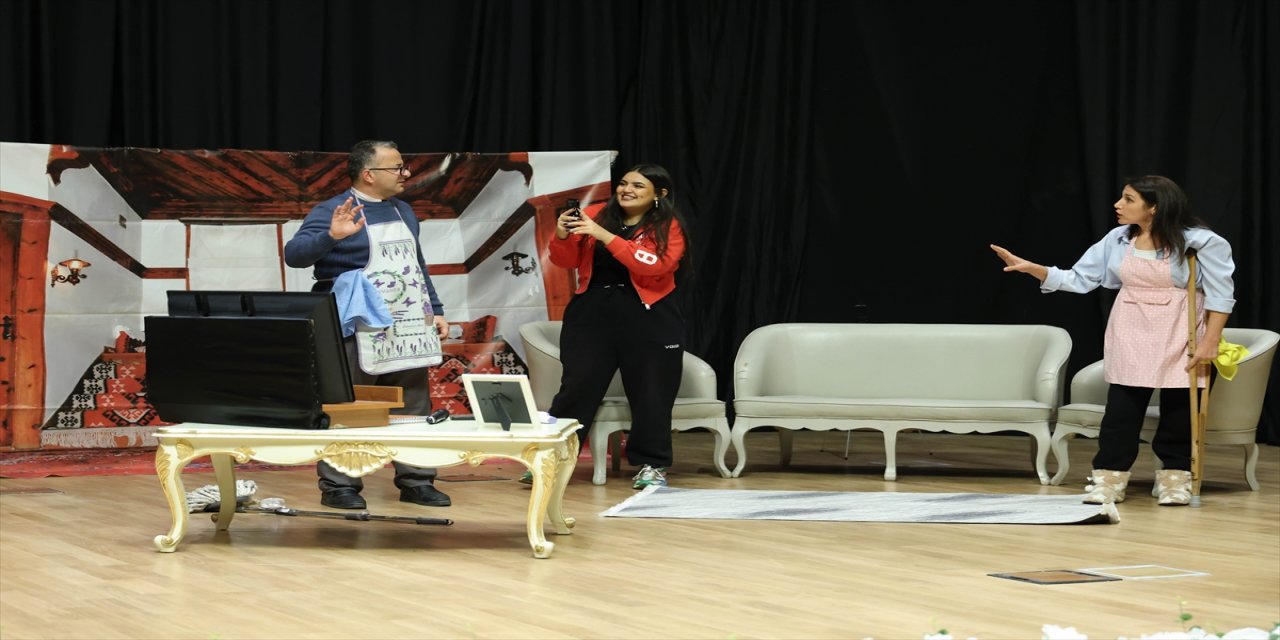 YTÜ’de sahnelenen “Vaka” oyununun geliri Gazze'deki aşevlerine bağışlanacak