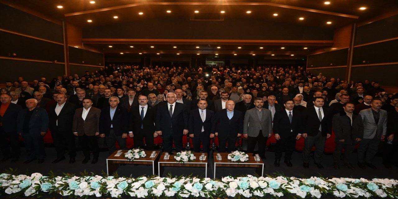 Erzurum’da “Gönül Deryasında Bir Efe” programıyla Alvarlı Efe Hazretleri anıldı