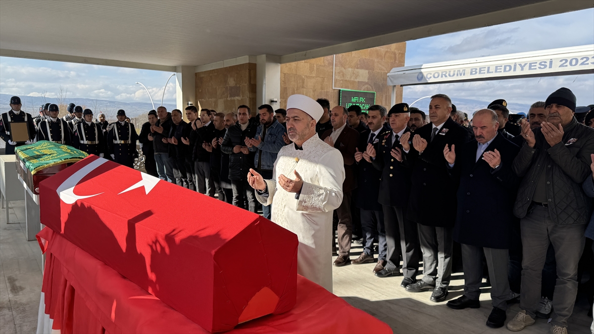 Silah kazasında hayatını kaybeden Üsteğmen Ali Kablan'ın cenazesi defnedildi