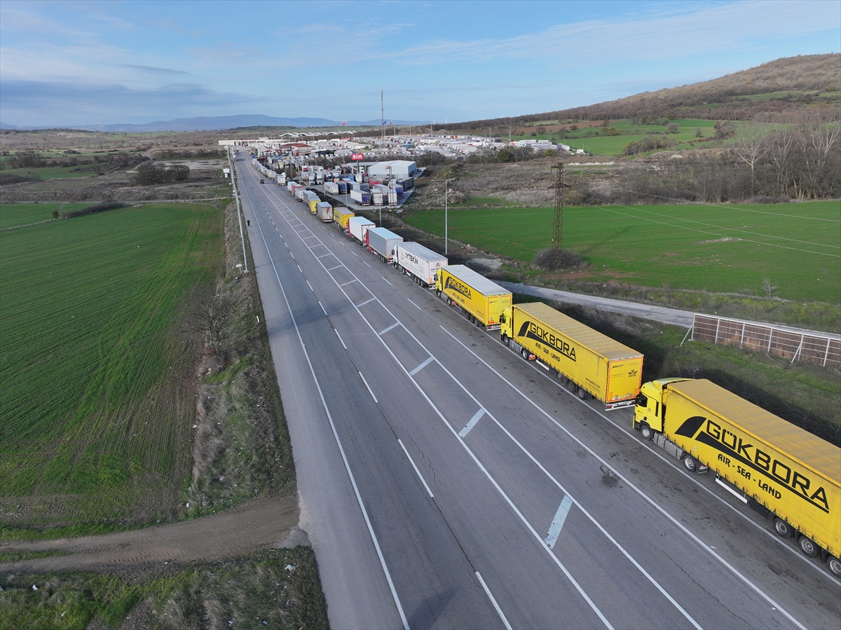 Yunan çiftçi eylemleri, Türk tarafında tır trafiğini olumsuz etkilemeye devam ediyor