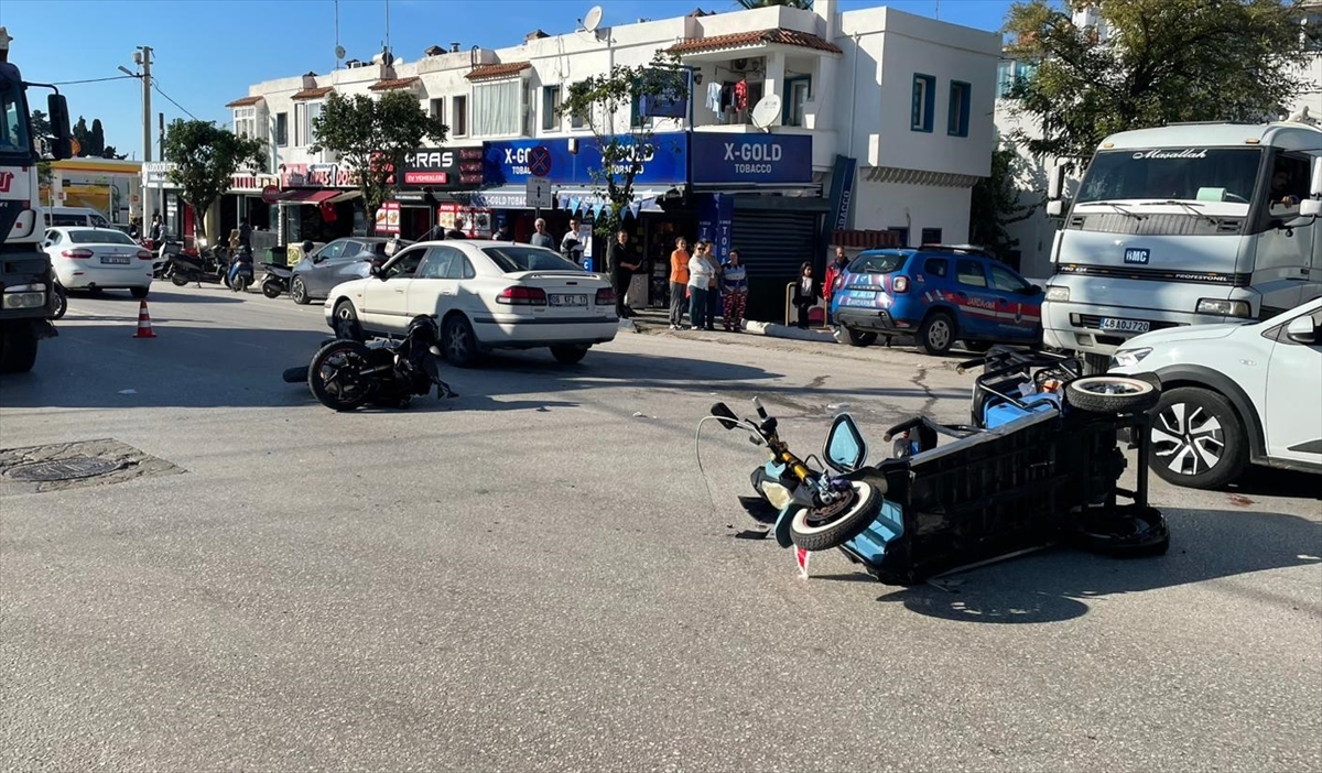 Bodrum'da motosikletlerin çarpıştığı kazada 1 kişi hayatını kaybetti