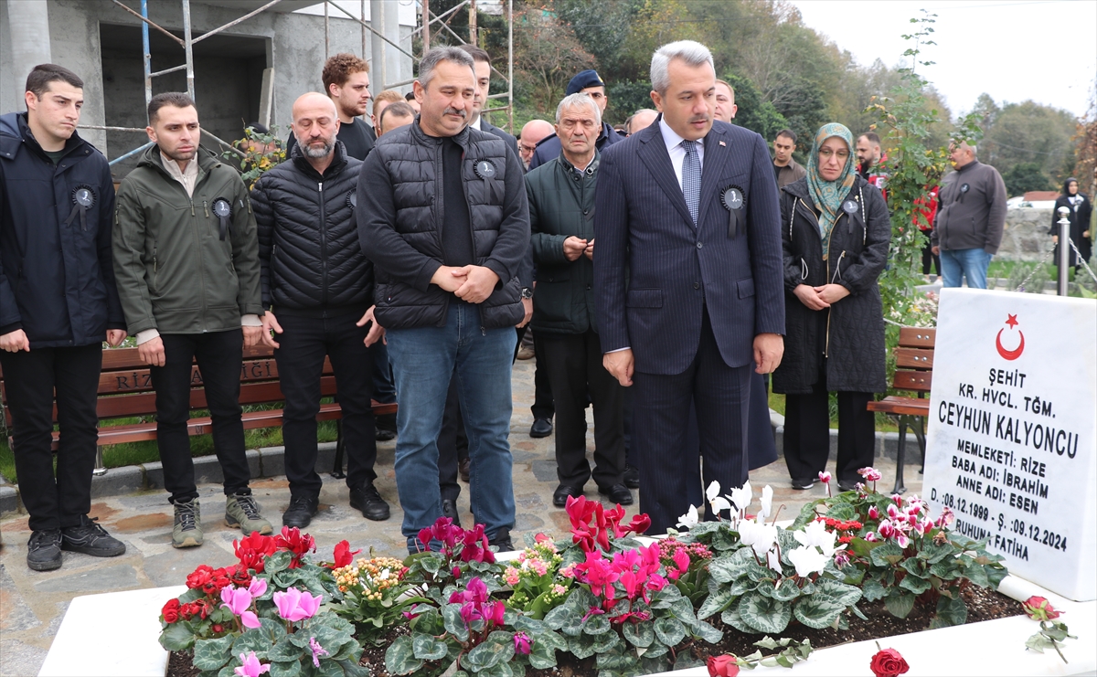 Şehit Teğmen Ceyhun Kalyoncu, şehadetinin 1. yılında mezarı başında anıldı