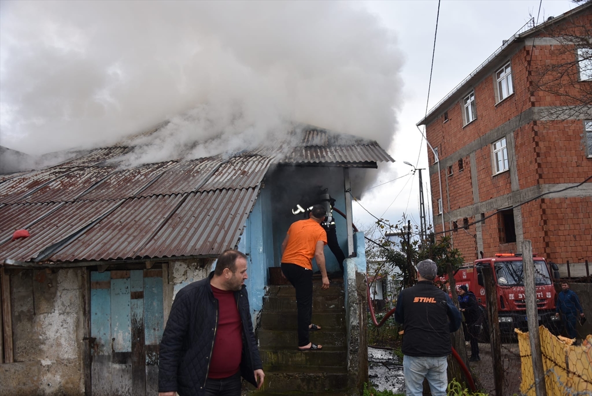 Giresun'da evde çıkan yangında bir kişi hayatını kaybetti
