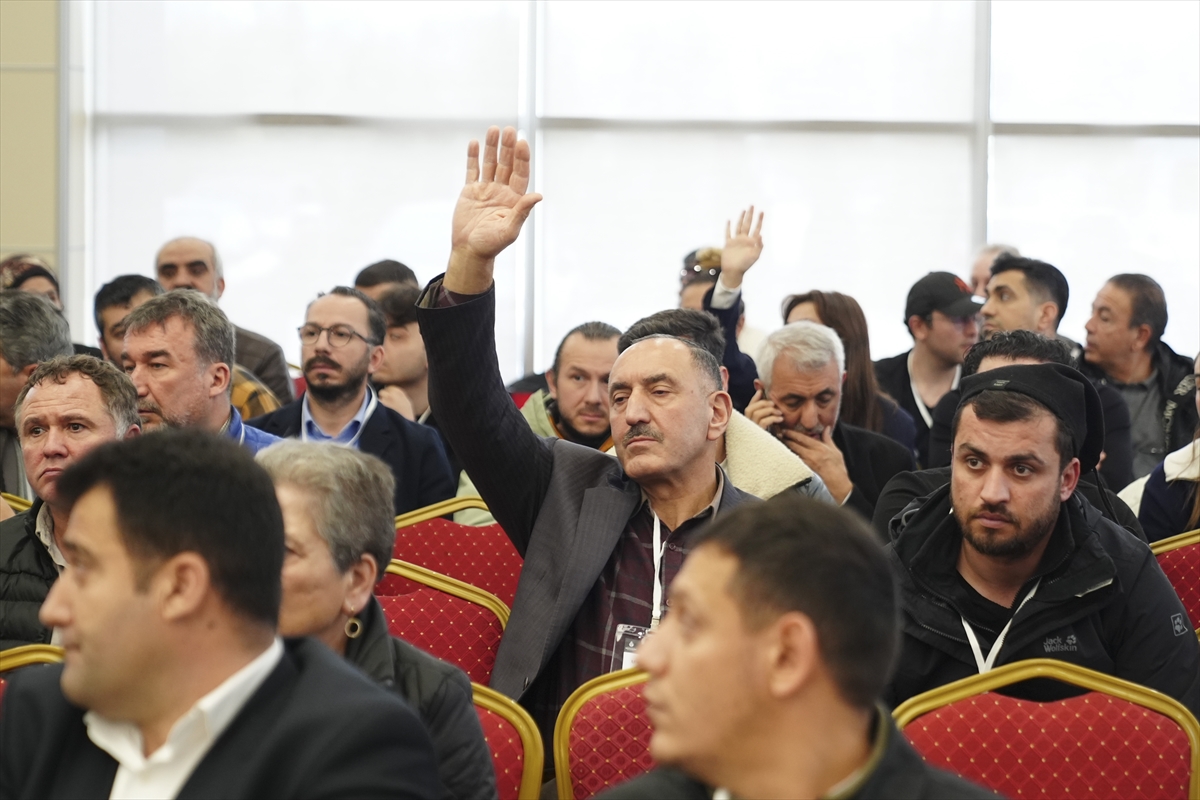 İBB ihalesini gerçekleştirdiği 250 taksi plakasından 98'ini sattı