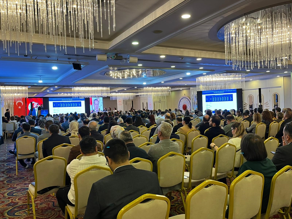 Antalya'da acil durumlarda hastane verimliliğinin sürdürülmesine yönelik düzenlenen eğitim tamamlandı