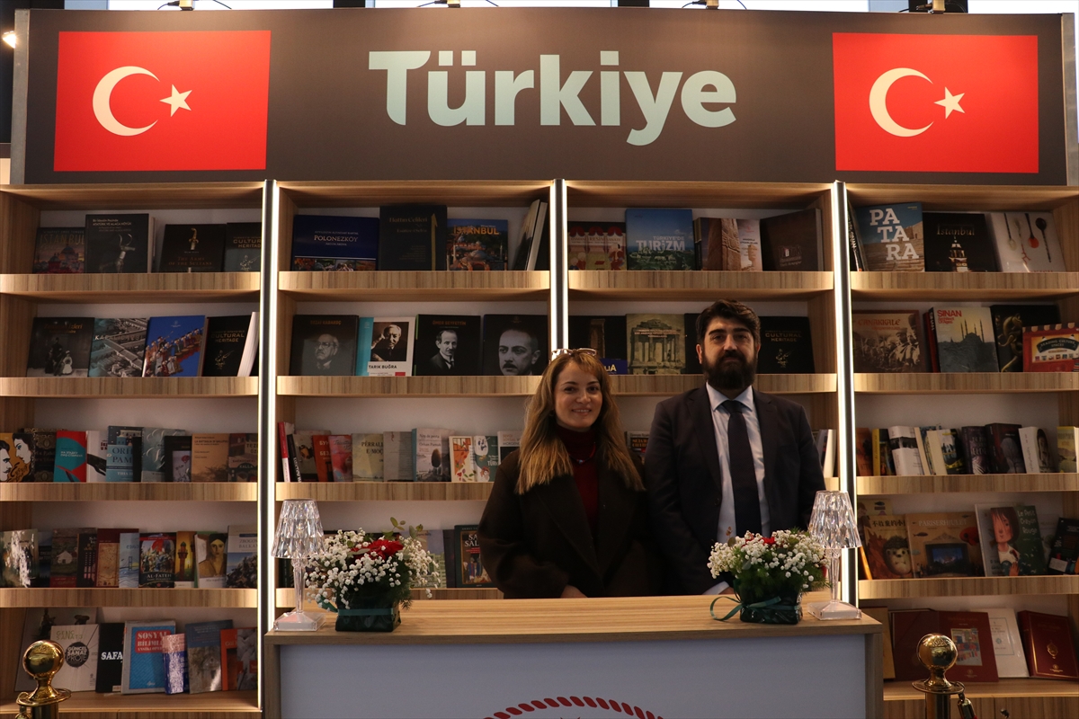 Sofya’da açılan "Uluslararası Kitap Fuarı"nda Türk standı ilgi görüyor