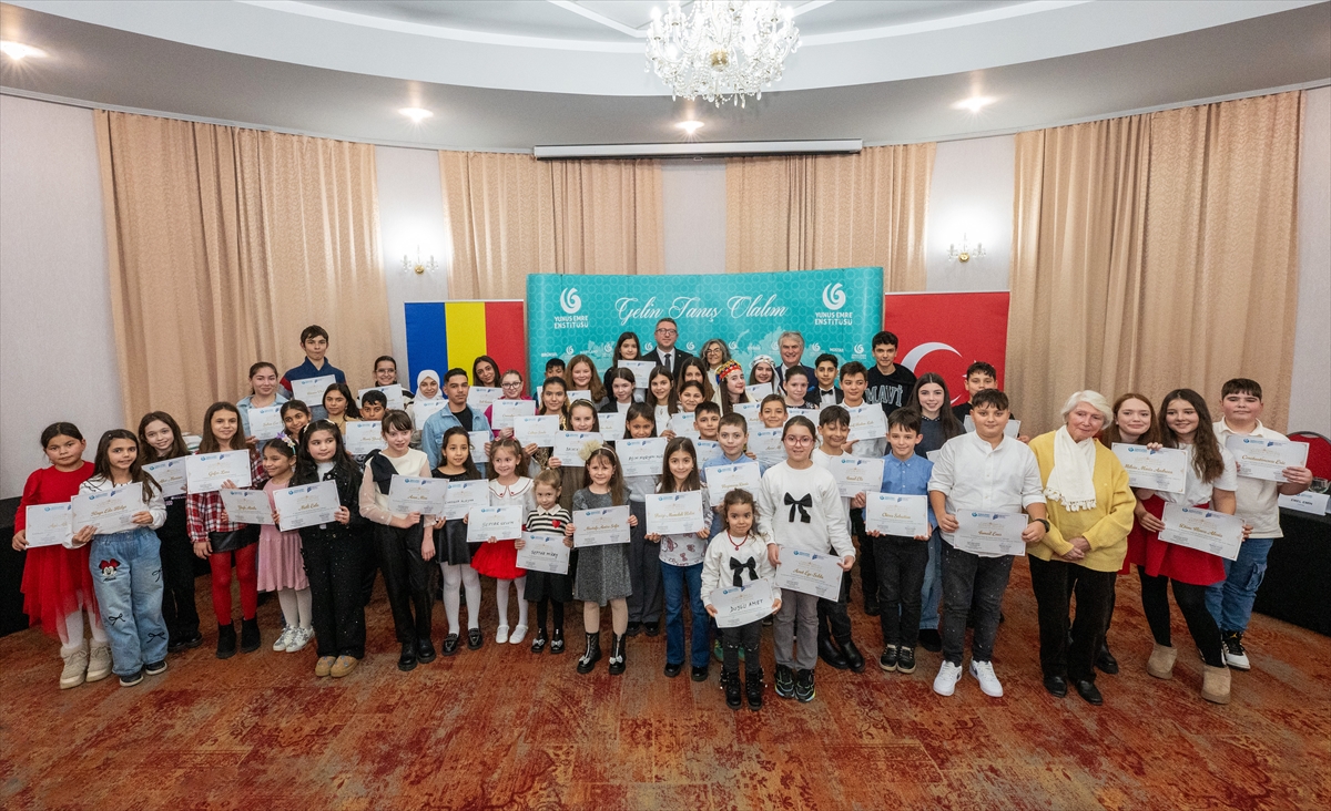 Romanya'da "11. Geleneksel Türkçe Şiir Okuma Yarışması" yapıldı