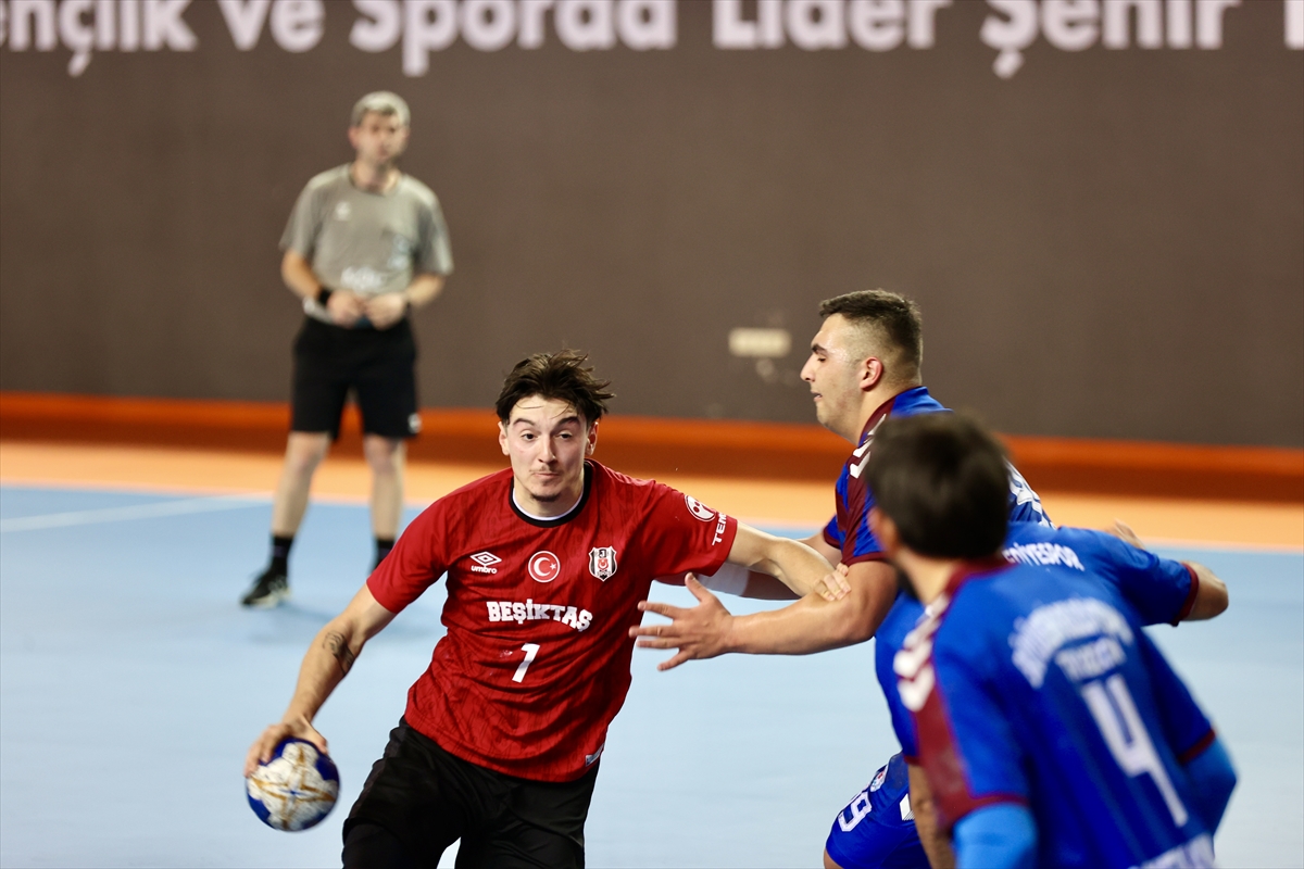 Trabzon Büyükşehir Belediyespor: 40 - Beşiktaş: 52