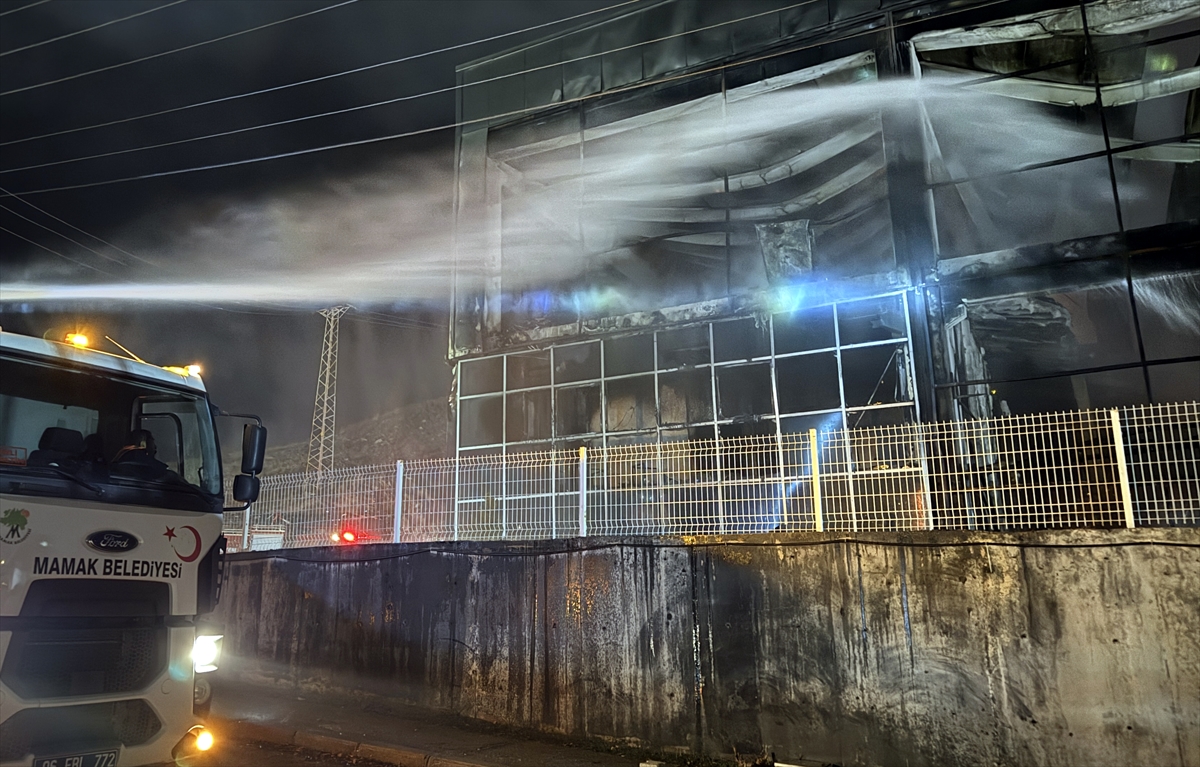 Kırıkkale OSB'de bir fabrikada çıkan yangın söndürüldü