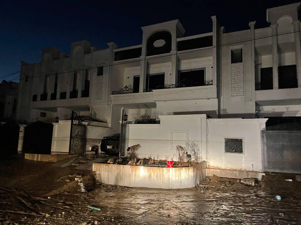 Kerkük'te iki gündür aralıksız süren şiddetli yağışlar nedeniyle bir kişi daha hayatını kaybetti