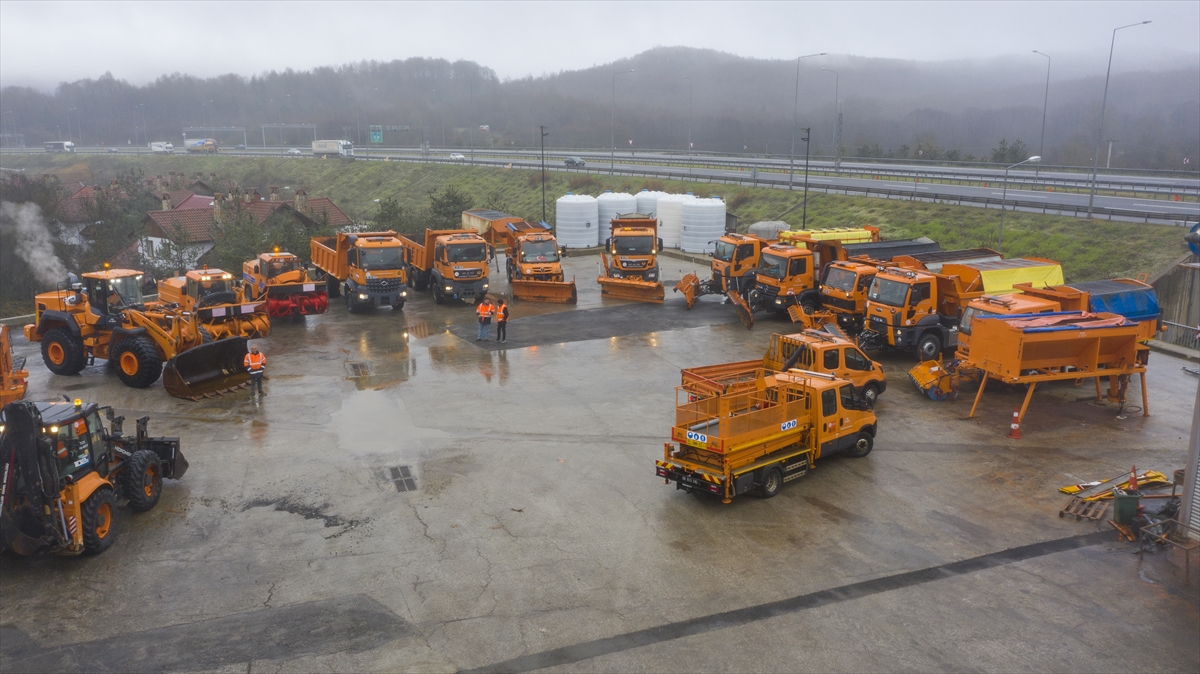 "Kar kaplanları", Bolu Dağı'nın ağır kış şartlarına hazır