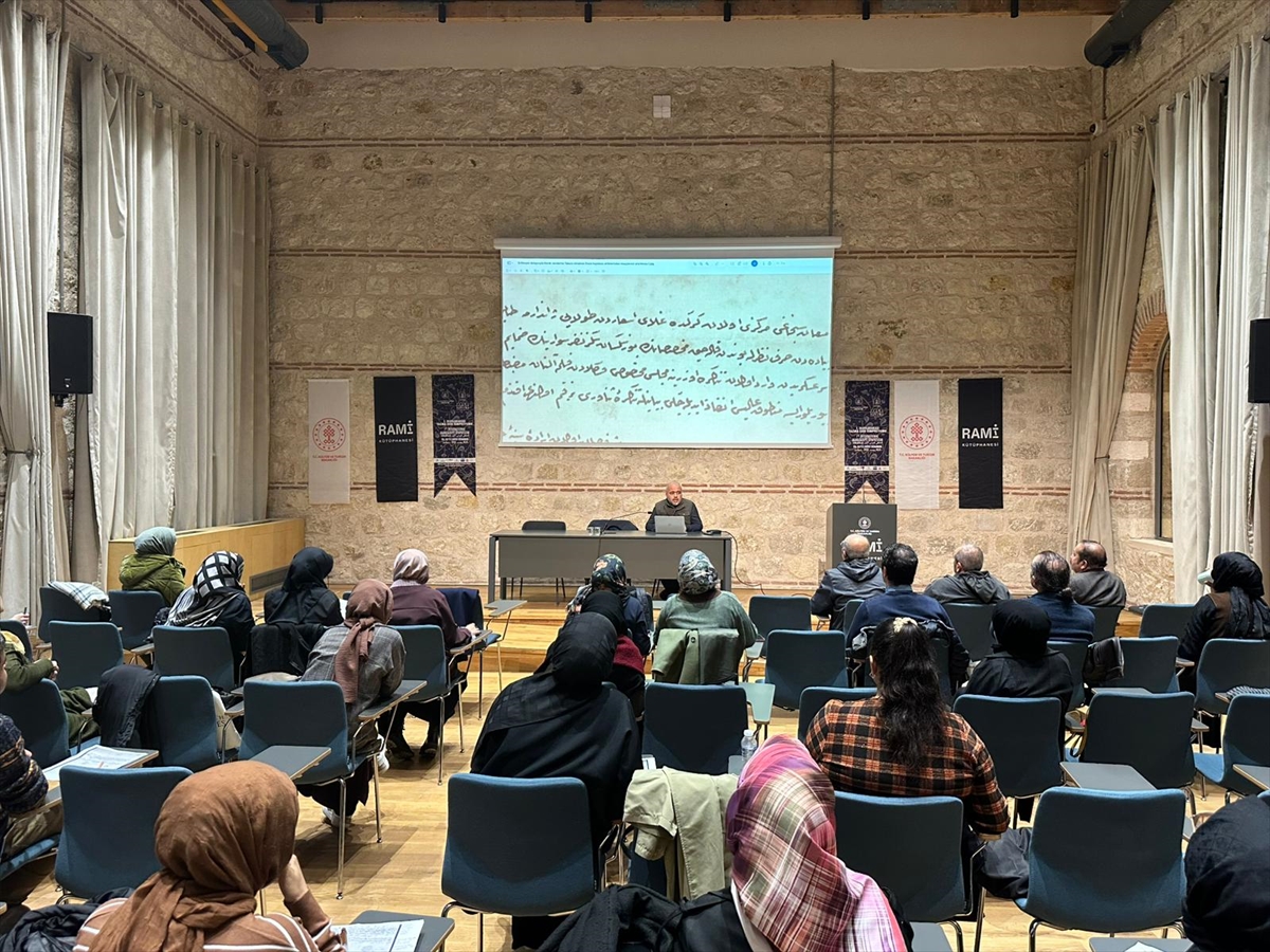 Rami Kütüphanesi'nde  Tarihin Satır Aralarını Keşfetmek için Paleografya Atölyeleri başladı