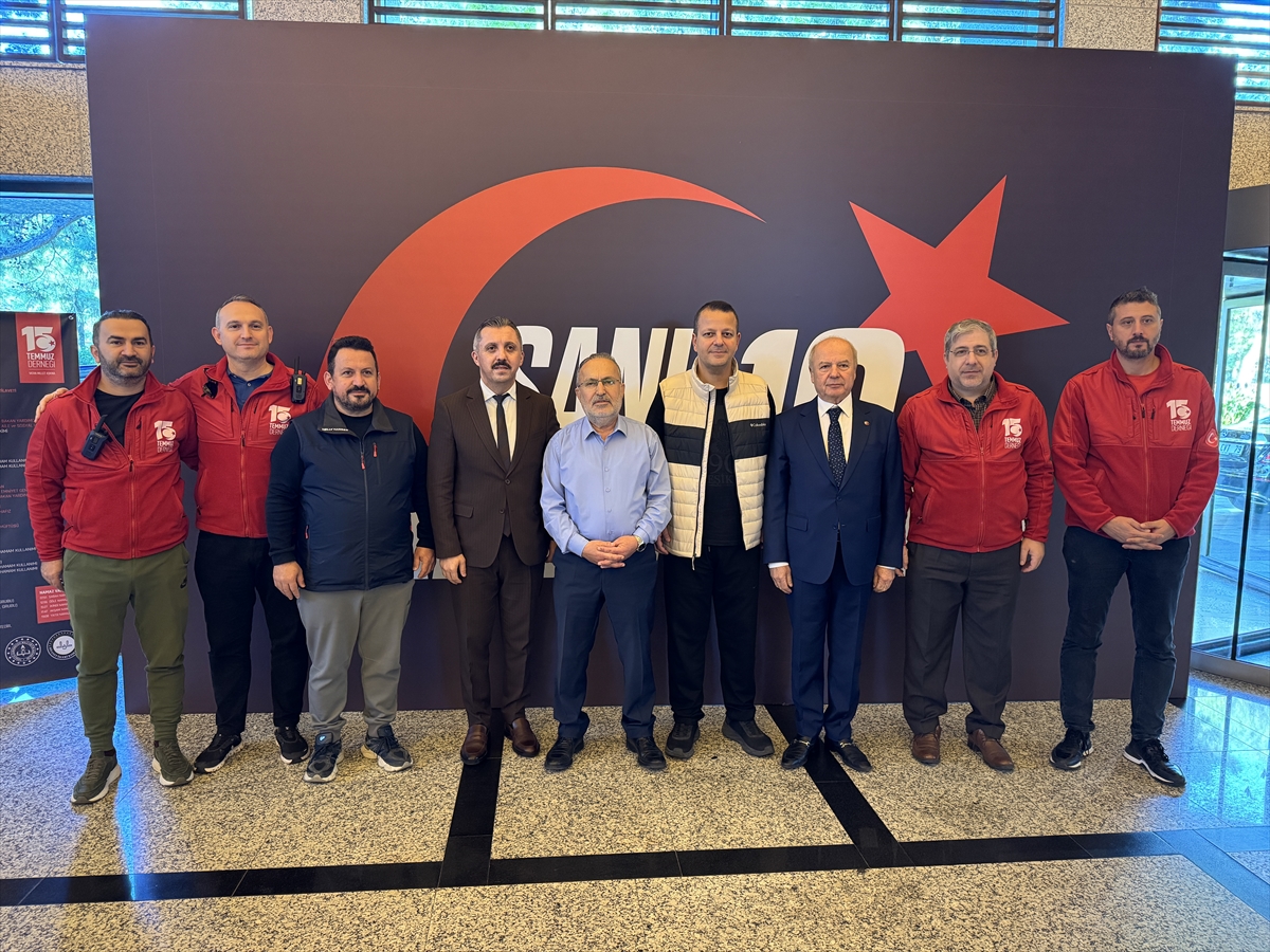 Antalya'da düzenlenen "9. Geleneksel Şehit Aileleri Buluşması" sona erdi