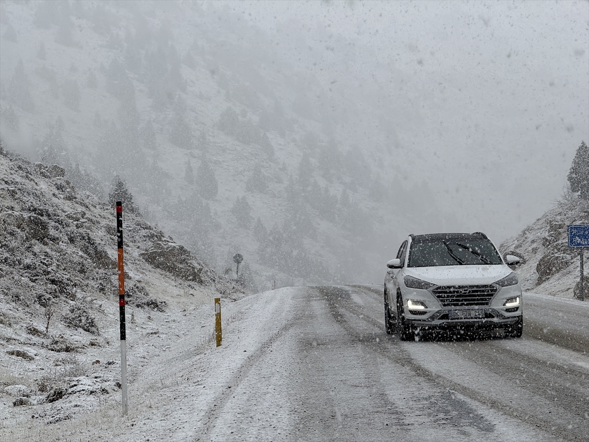 Kahramanmaraş'ta kar yağışı etkili oldu
