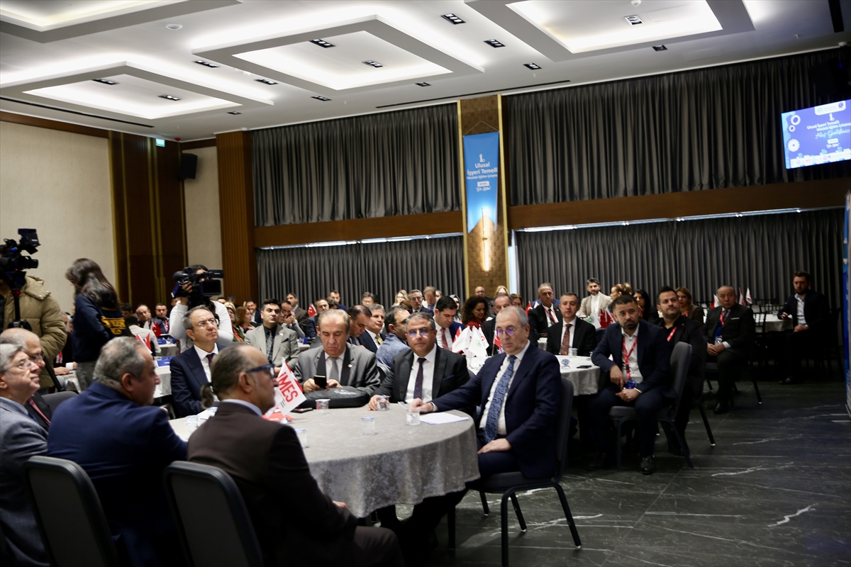 Kocaeli'de "1. Ulusal İşyeri Temelli Mesleki Eğitim Çalıştayı" düzenlendi