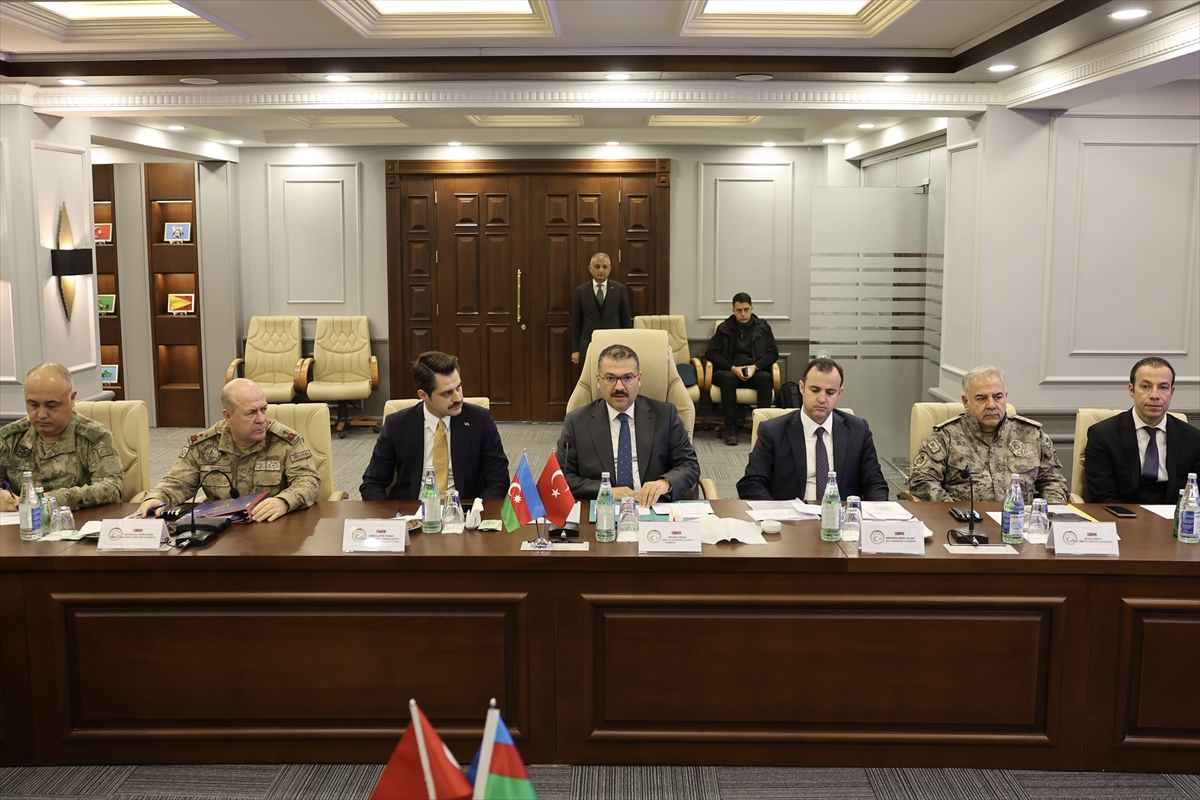 Türkiye ile Nahçıvan heyetleri Iğdır'da "sınır güvenliği toplantısı" yaptı