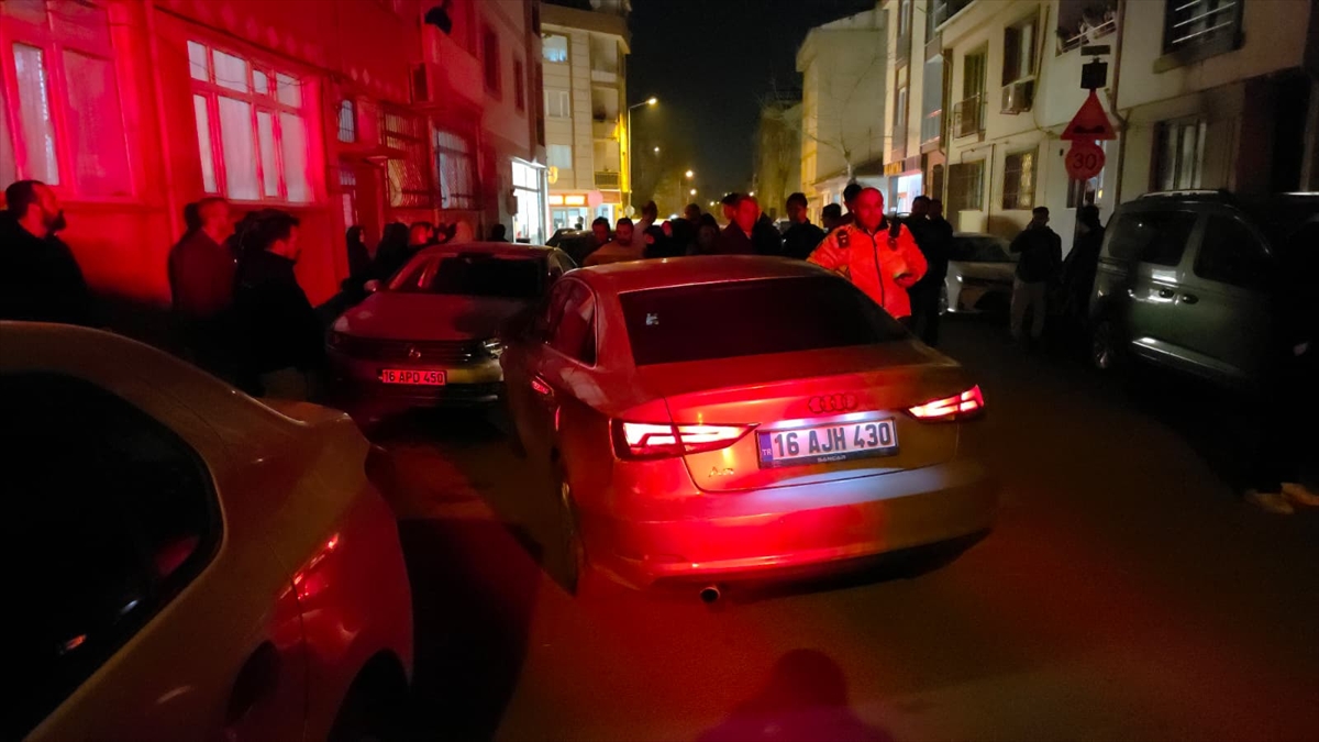 Bursa'da kaza sonrası polisten kaçan sürücü, başka otomobile aracıyla çarptıktan sonra yakalandı