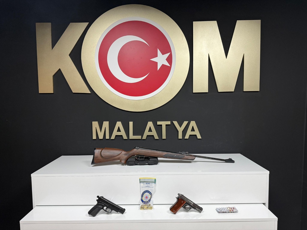 Malatya'da silah kaçakçılığı operasyonunda 2 şüpheli yakalandı