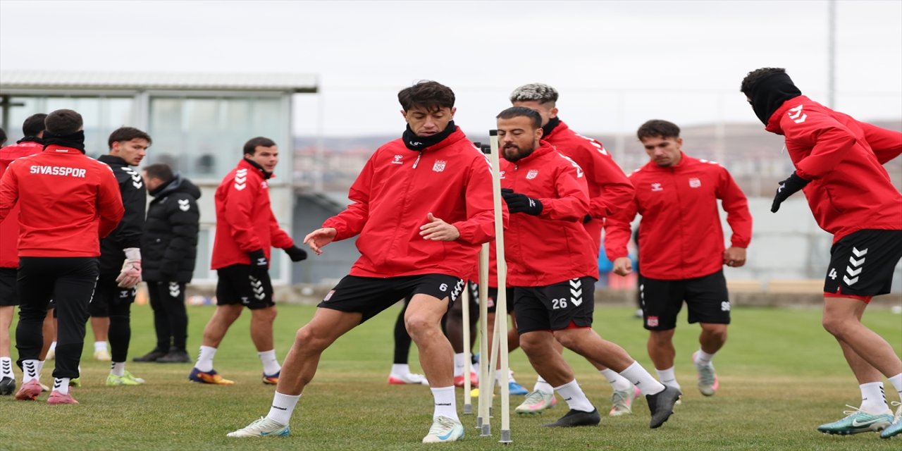 Özbelsan Sivasspor, Arca Çorum FK maçı hazırlıklarını tamamladı