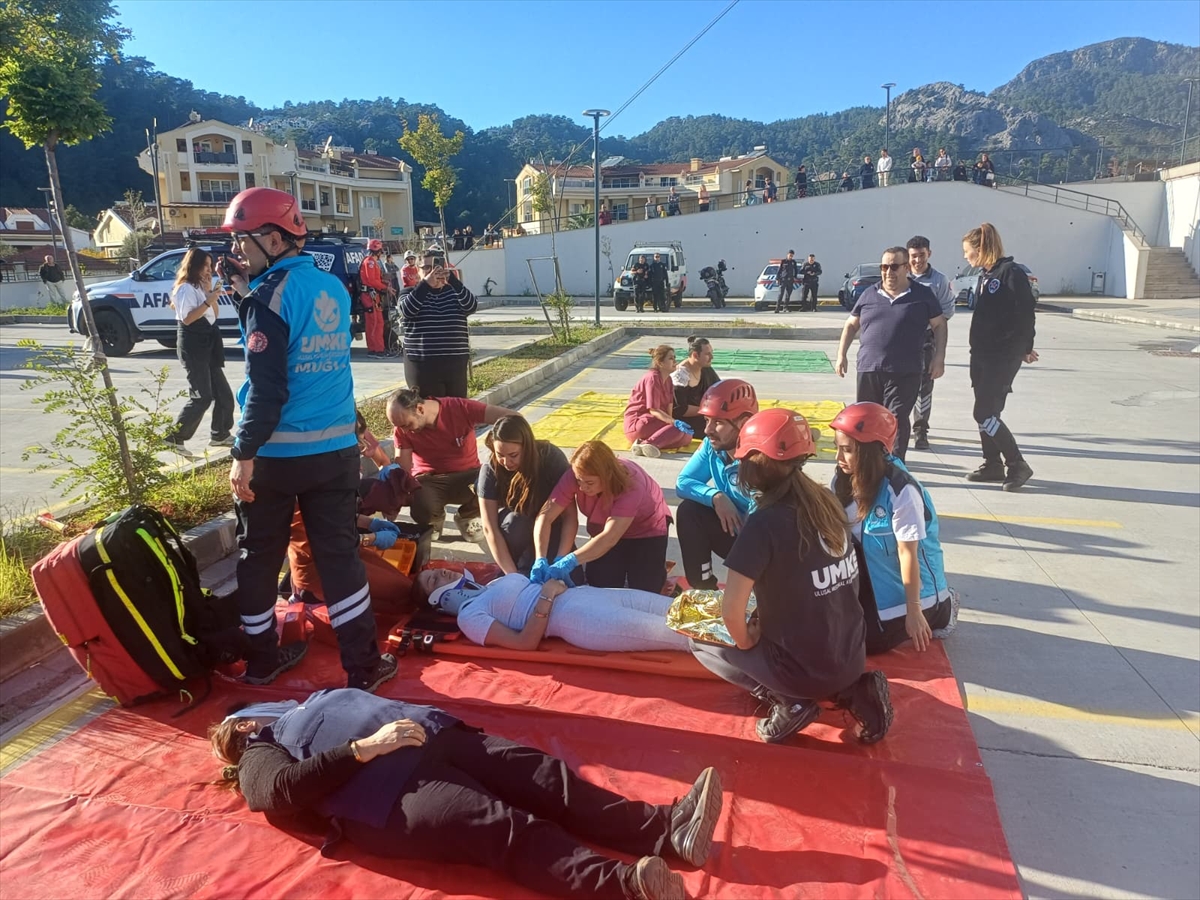 Marmaris'te hastane afet planı tatbikatı yapıldı