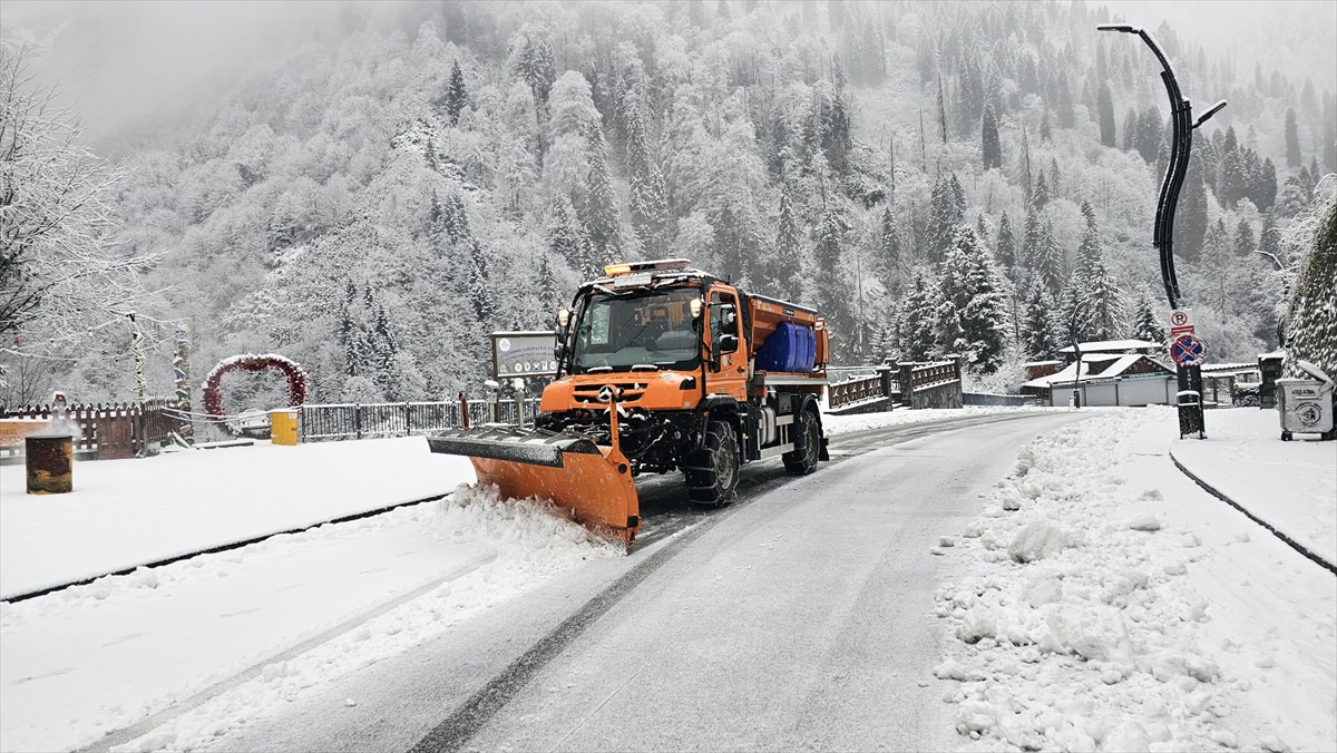 Rize ve Artvin beyaza büründü