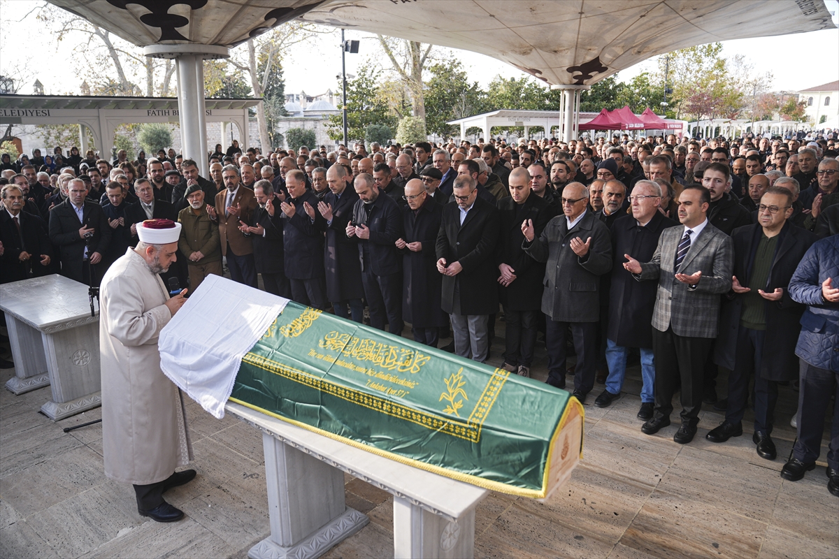 TCMB Başkanı Fatih Karahan'ın annesi Hatice Karahan son yolculuğuna uğurlandı