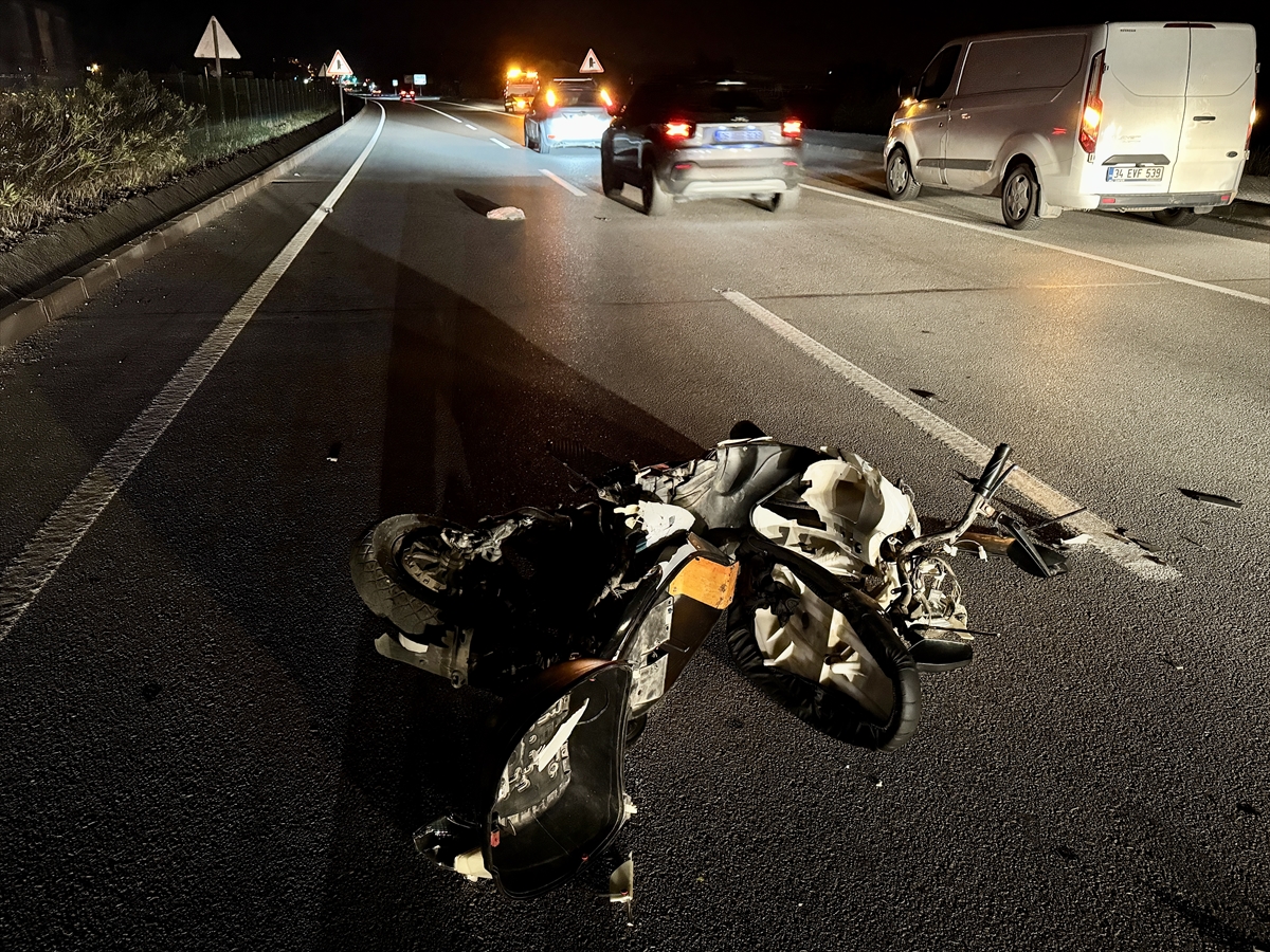Muğla'da hafif ticari araçla çarpışan elektrikli motosikletin sürücüsü hayatını kaybetti