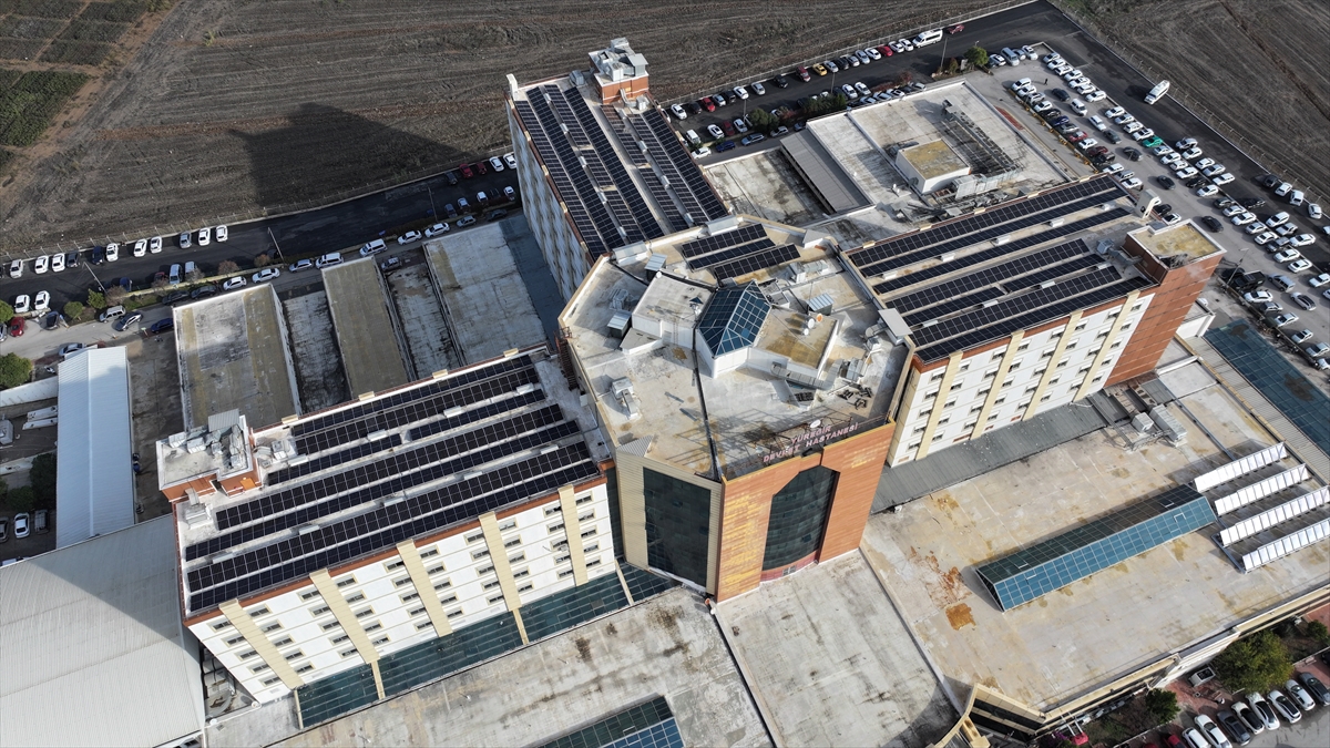 Yüreğir Devlet Hastanesi GES projesiyle enerji giderlerinde yaklaşık yüzde 25 tasarruf sağlıyor