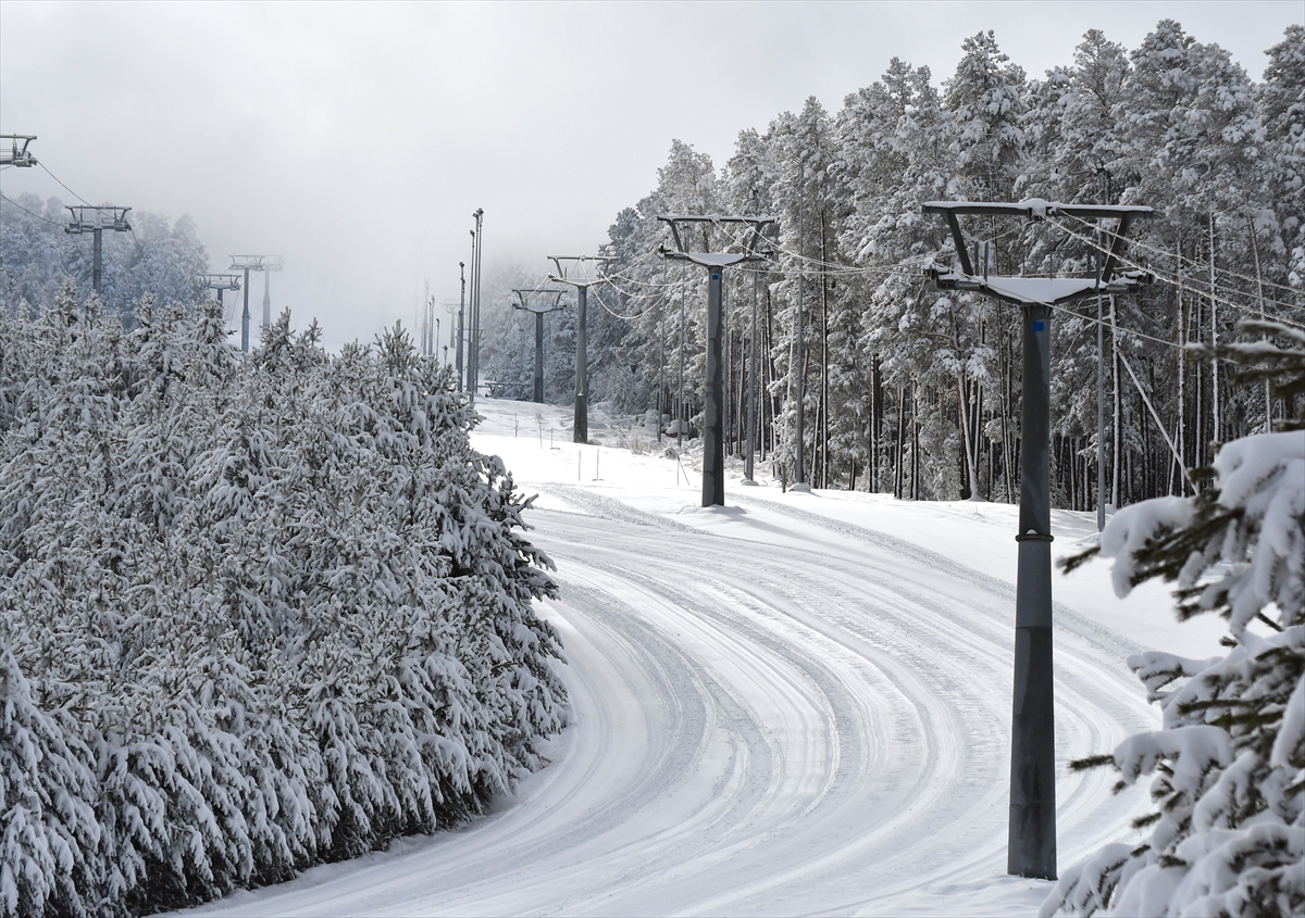 Sarıkamış&#039;ta kayak sezonu için geri sayım başladı