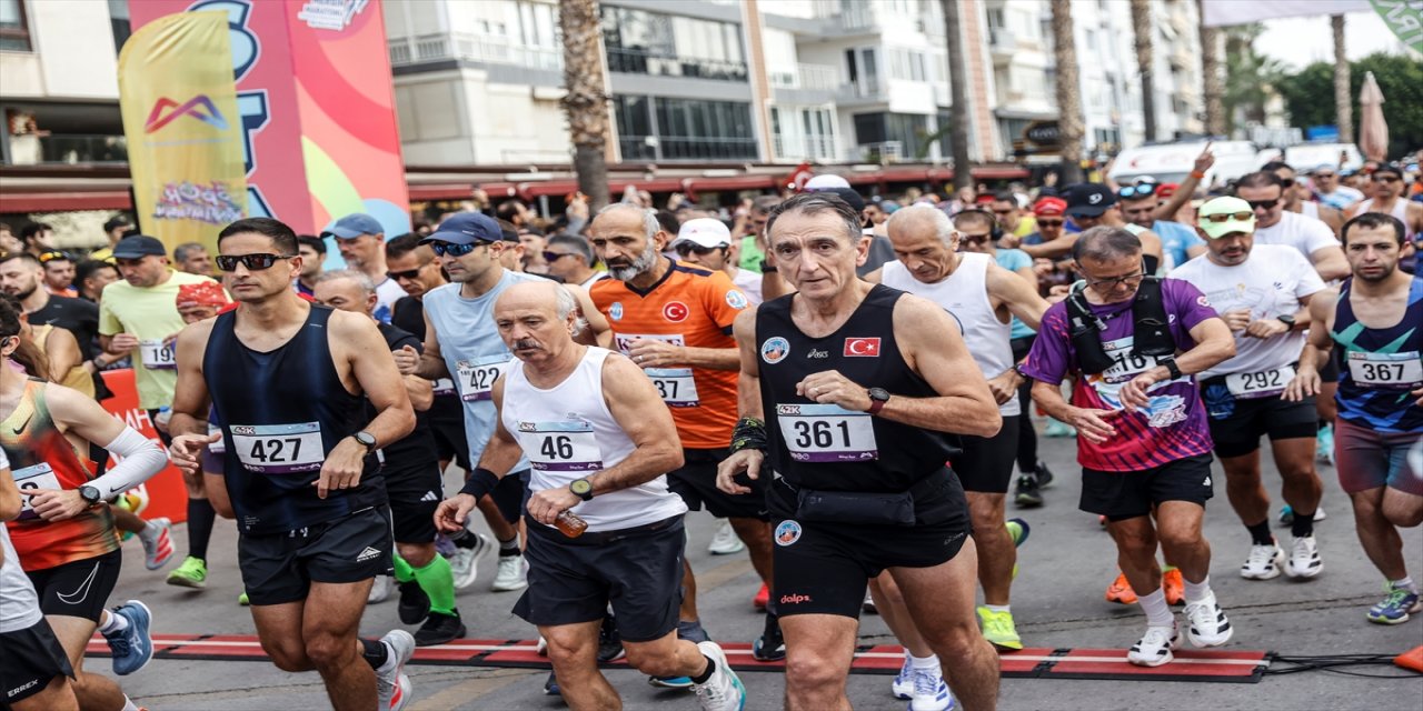 7. Uluslararası Mersin Maratonu’nda Kenyalı Vitalis Kibiwott ve Rebecca Tanui birinci oldu