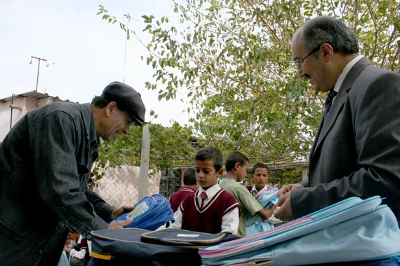 Deniz Feneri'nden 511 Çocuğa Destek